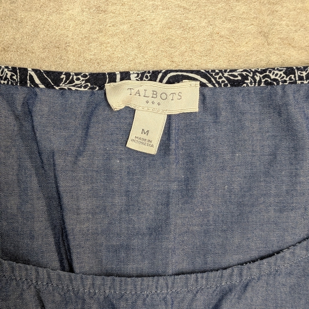 Lot Set Of 3 Sleeveless Talbots Flowy Tank Tops Shades Of Blue & White Size M - Picture 5 of 13